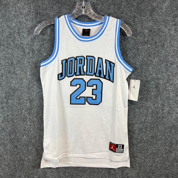 Boys Nike Air Jordan UNC #23 White / University Blue Jersey 95A773-W1W SZ L NWT - Picture 6 of 15